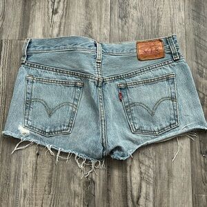 Levi’s 501 women size 25 shorts